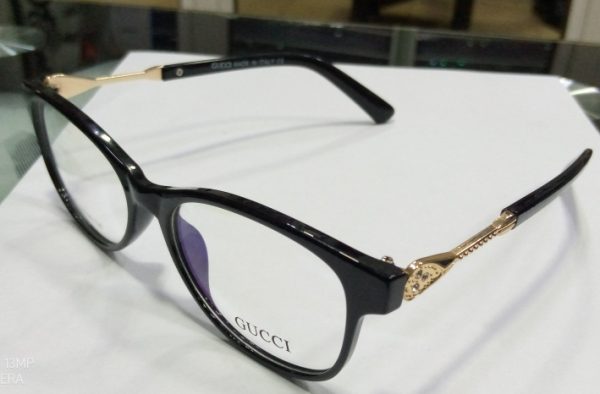 Gucci frame